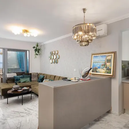 Sara - Luxurious Sea View With Garage Appartement