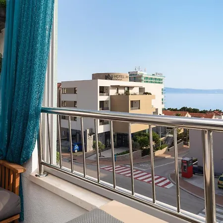 Appartement Sara - Luxurious Sea View With Garage Makarska