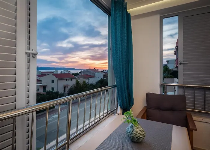 Sara - Luxurious Sea View With Garage *