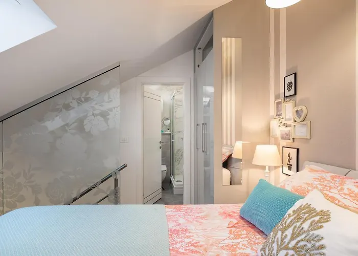 Apartment Sara - Luxurious Sea View With Garage *